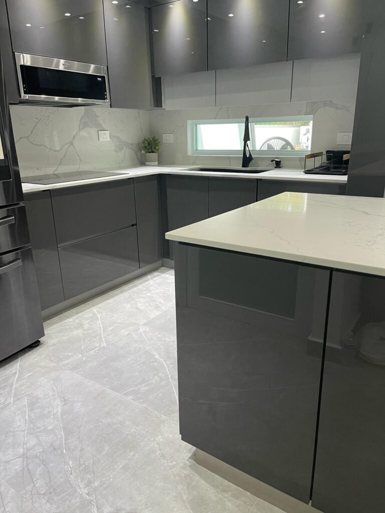 Style Custom Kitchen - 2
